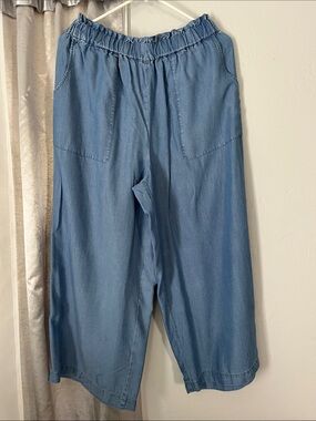 a.n.a Light Blue Elastic Waist Culotte